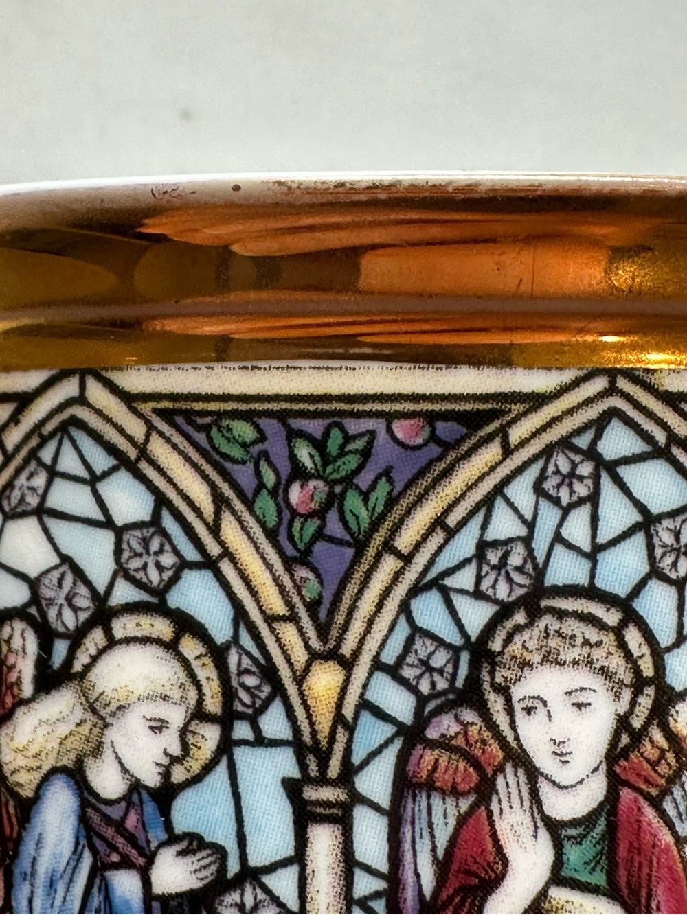 Halcyon Days Porcelain Stained Glass Saints Oval Trinket Vase - Picture 2 of 9